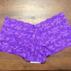 💜 NWT Purple lace cheeky panty